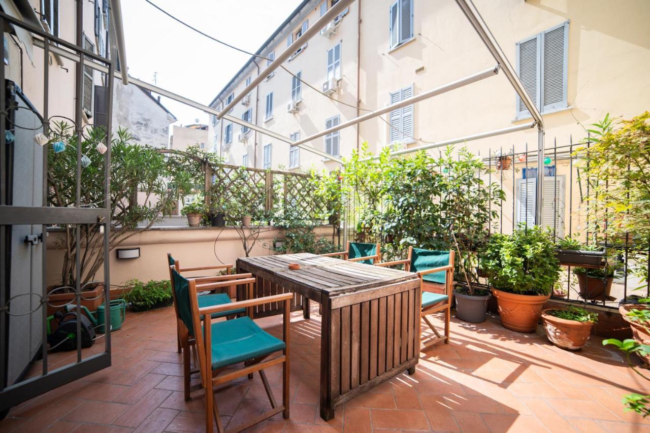 A Tiny Terrace In City Centre Apartment Milan Exterior photo